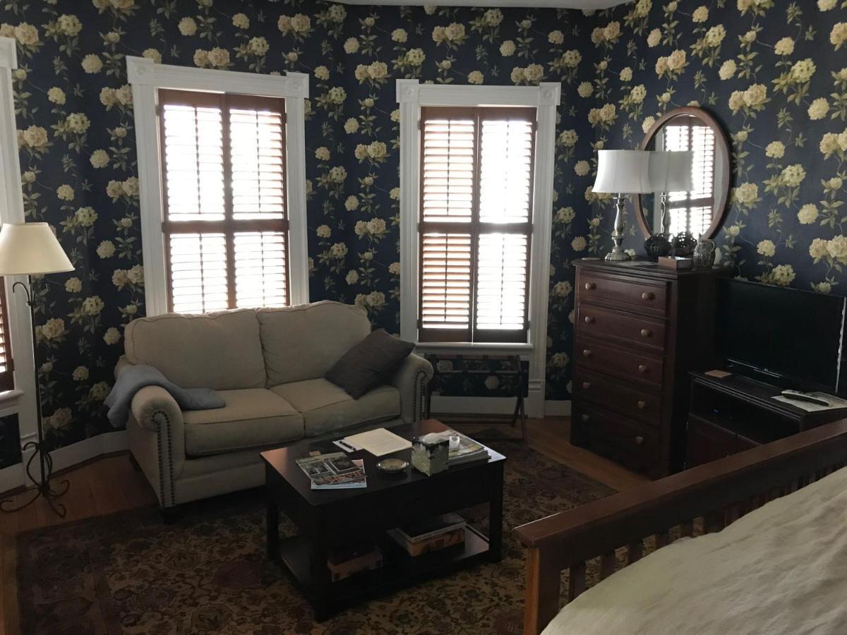 Charles Bass House Bed & Breakfast South Boston Esterno foto